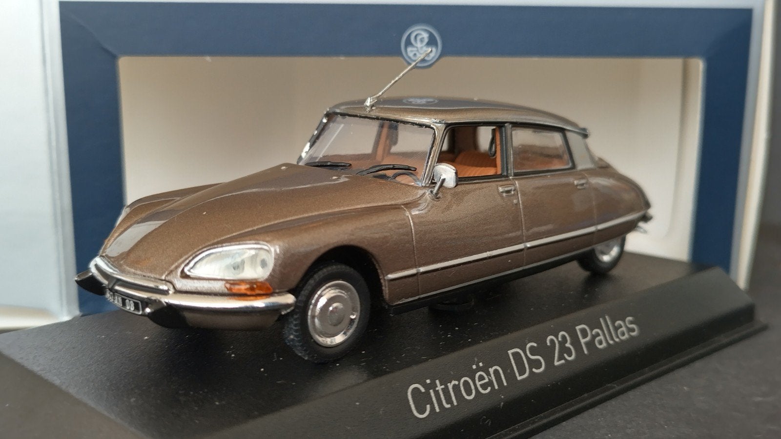 Citroen DS 23 Pallas Brun Scarabee 1:43 Norev Pol, Auto, Verzenden, ., Norev