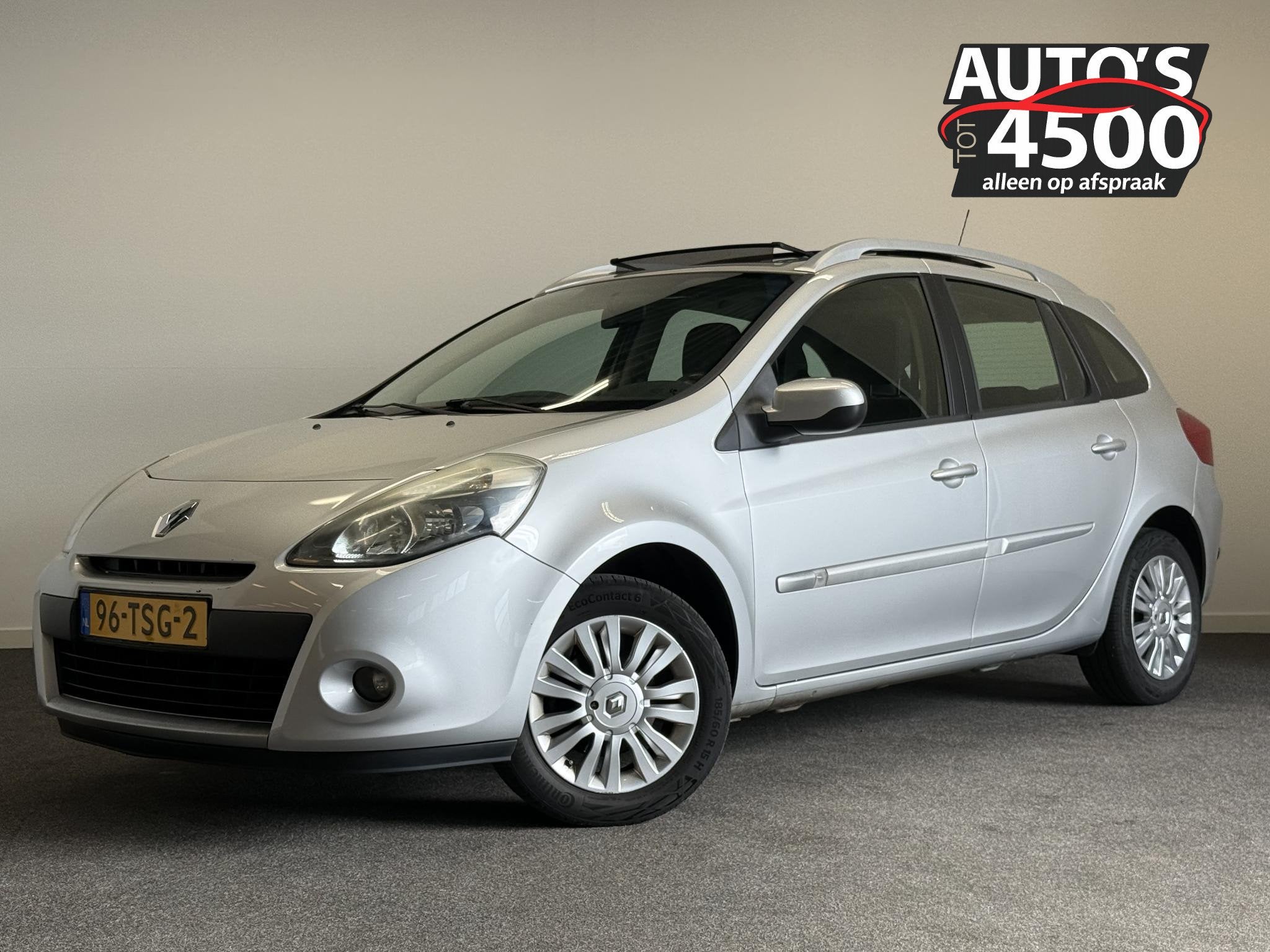 Renault Clio Estate 1.2 TCE Collection Schuif-kanteldak!, Auto's, Renault, Voorwielaandrijving, Euro 5, Gebruikt, 4 cilinders