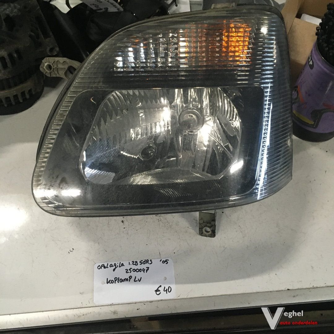 Opel Agila 1.2 B 5 drs 2005 Wagennr 2500047 Koplamp Linksvoo, Gebruikt, -, -, Ophalen of Verzenden