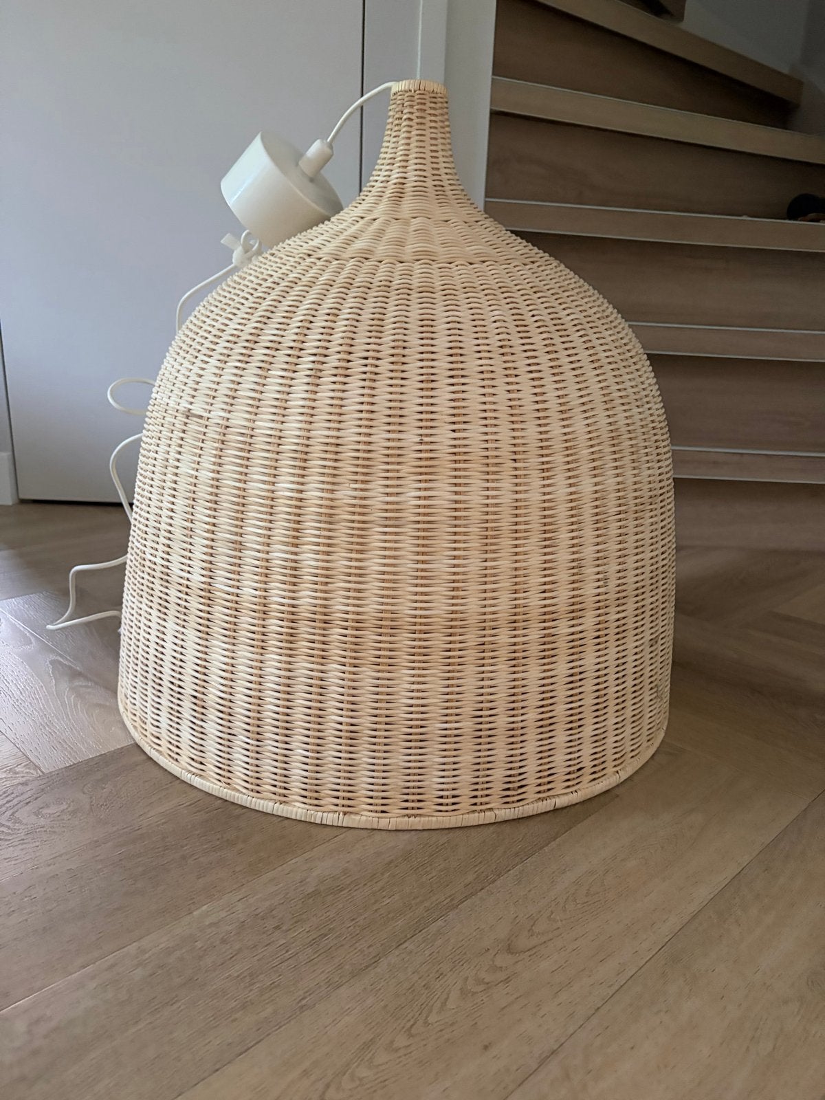 Grote rotan hanglamp IKEA Ibiza stijl, Ophalen, Zo goed als nieuw, Natuurlijk materiaal, E27 (groot)