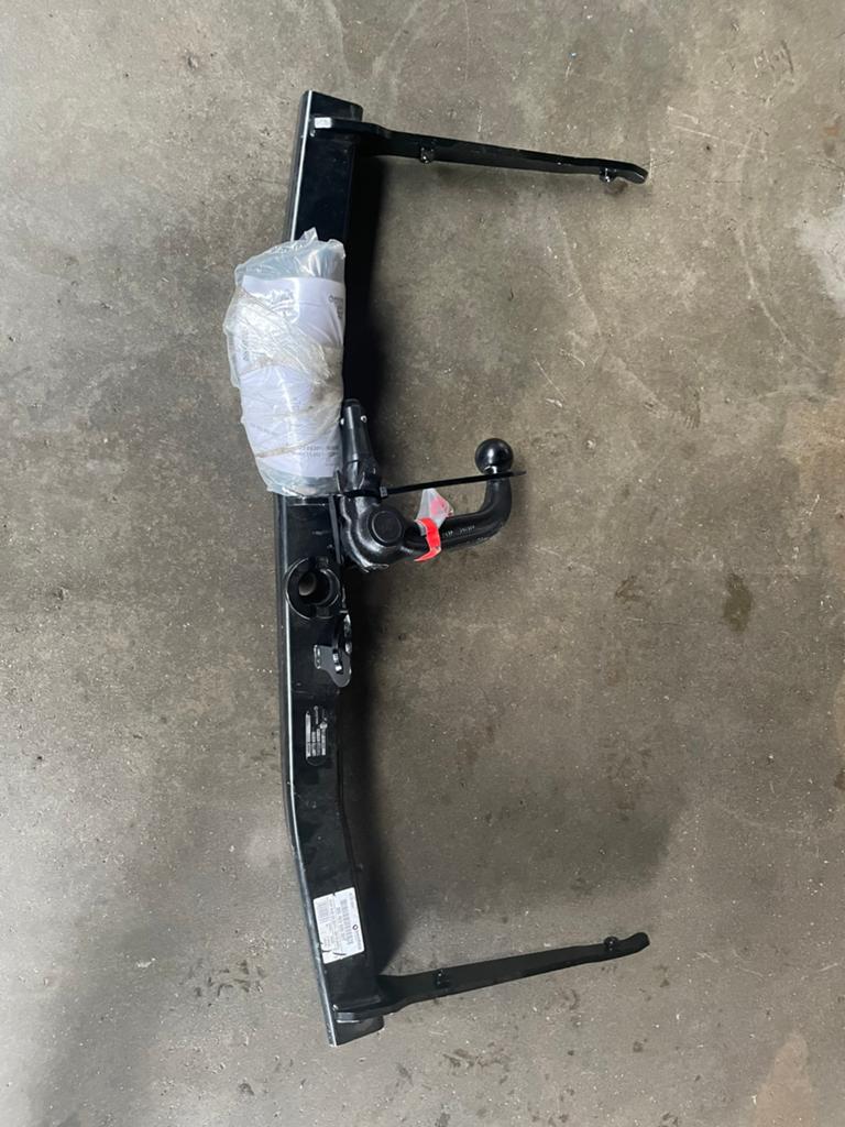 Nieuwe afbeembare trekhaak voor Audi Q3 of Volkswagen Tiguan, Auto-onderdelen, Ophalen of Verzenden, Nieuw
