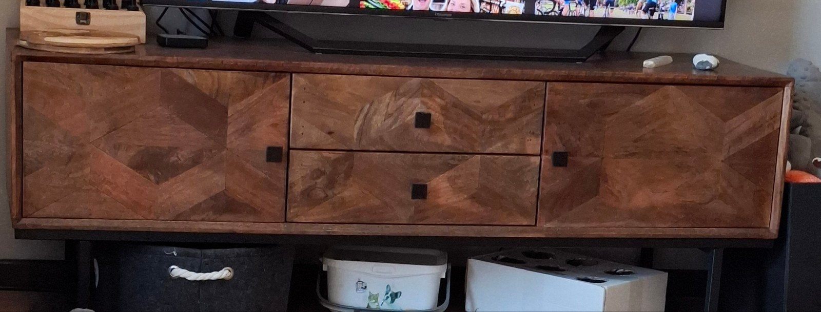 Tv meubel mango hout, Ophalen, 100 tot 150 cm, 100 tot 150 cm, Zo goed als nieuw