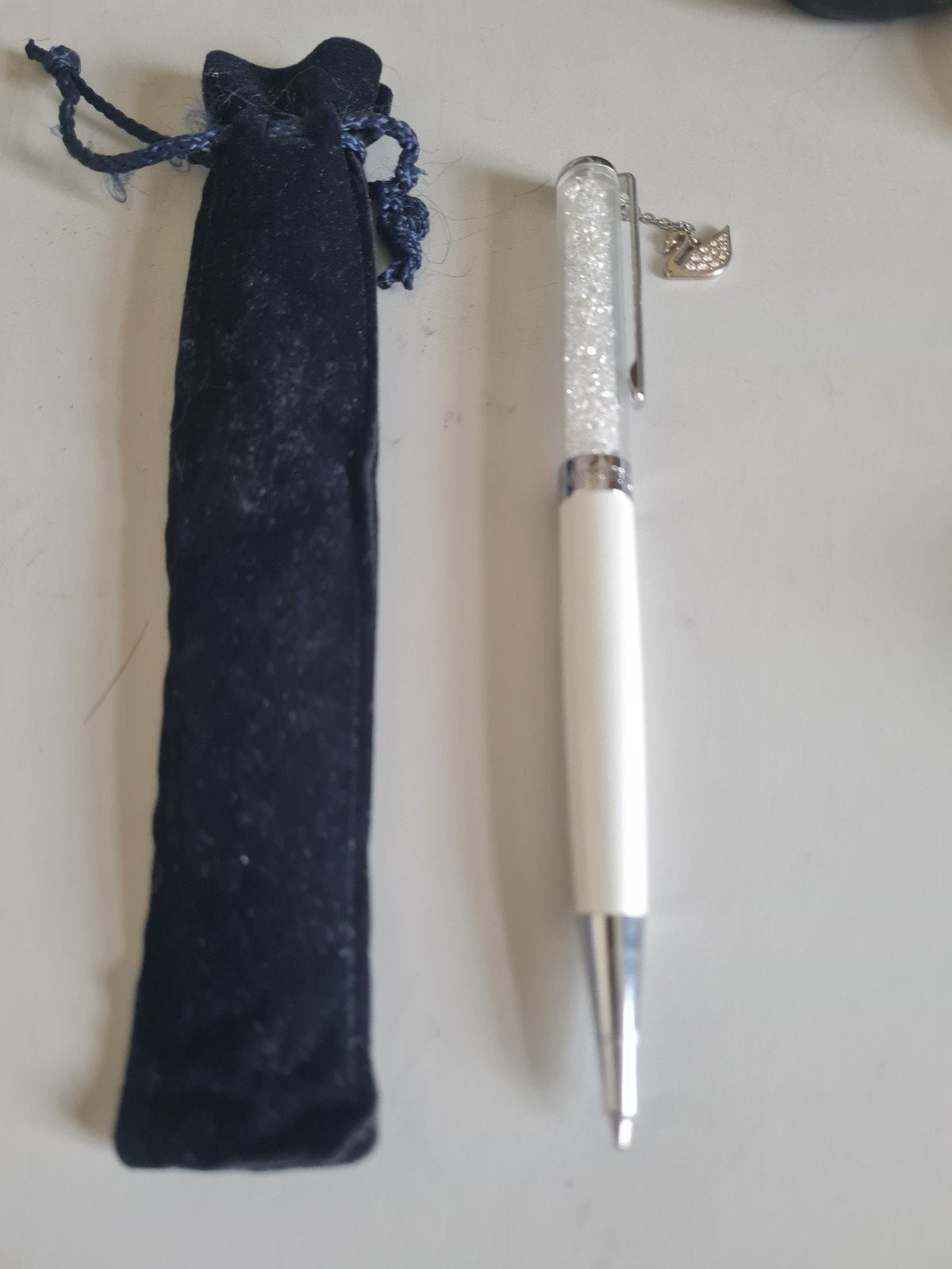 ÉCHTE elegante Swarovski Balpen  met Kristallen en Zwaa, Overige merken, Balpen, Nieuw, Met doosje