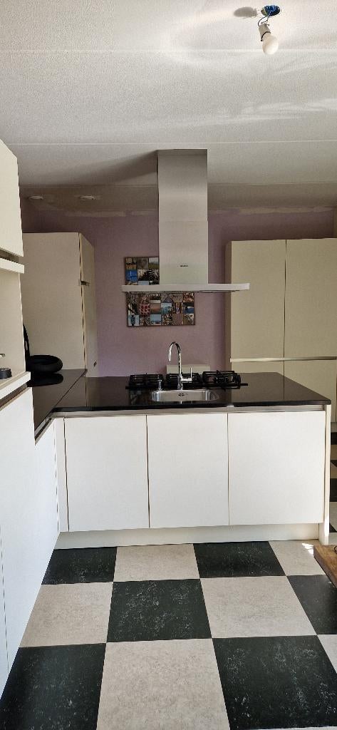 complete goed onderhouden keuken (tegen elk aannemelijk bod), Ophalen, Gebruikt, Wit, Overige typen