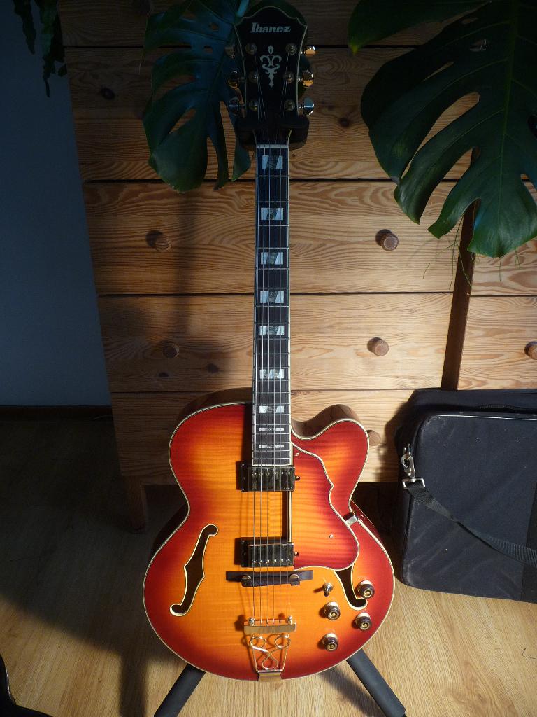prachtige ibanez artstar 155, Ophalen, Zo goed als nieuw, Hollow body, Ibanez