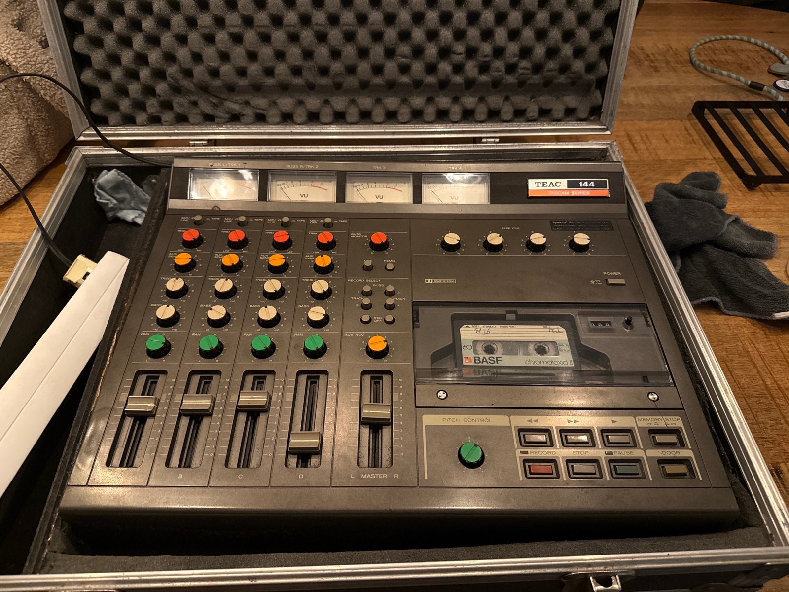 TEAC 144 tascam series, Ophalen, Zo goed als nieuw