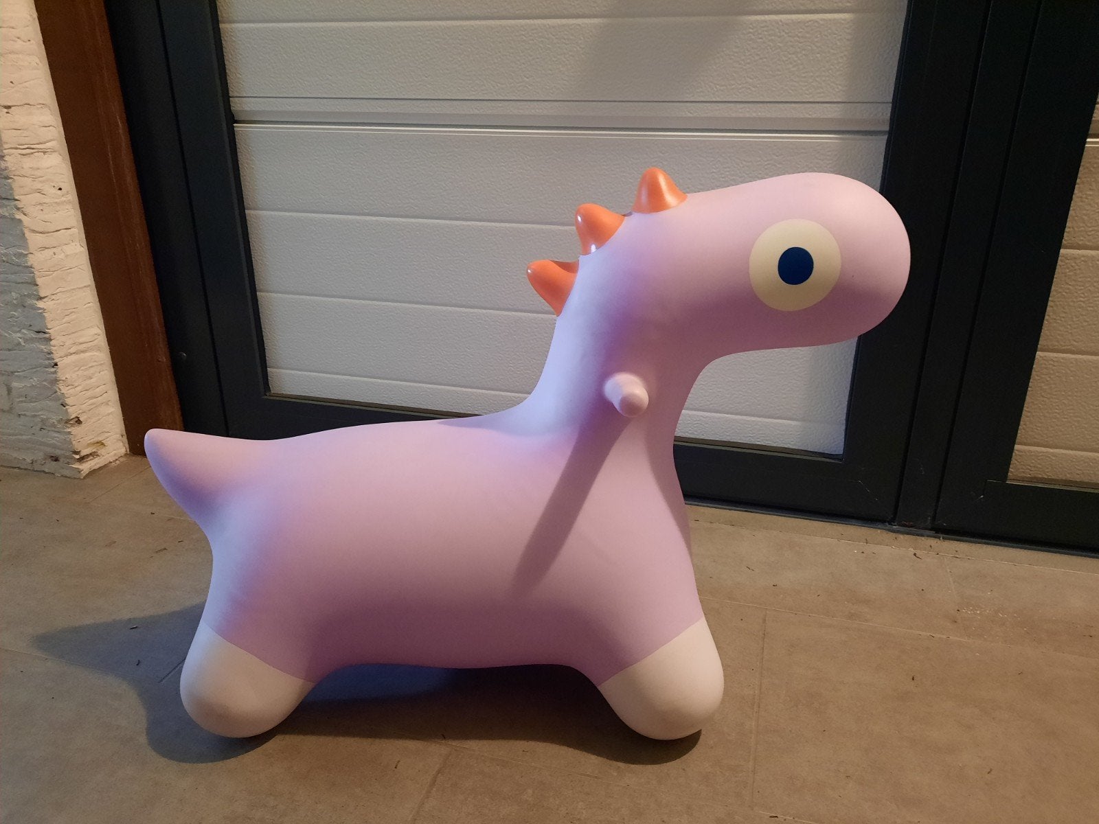 Roze opblaasbaar springdier dino inclusief pompje, Ophalen, Gebruikt, Overige typen