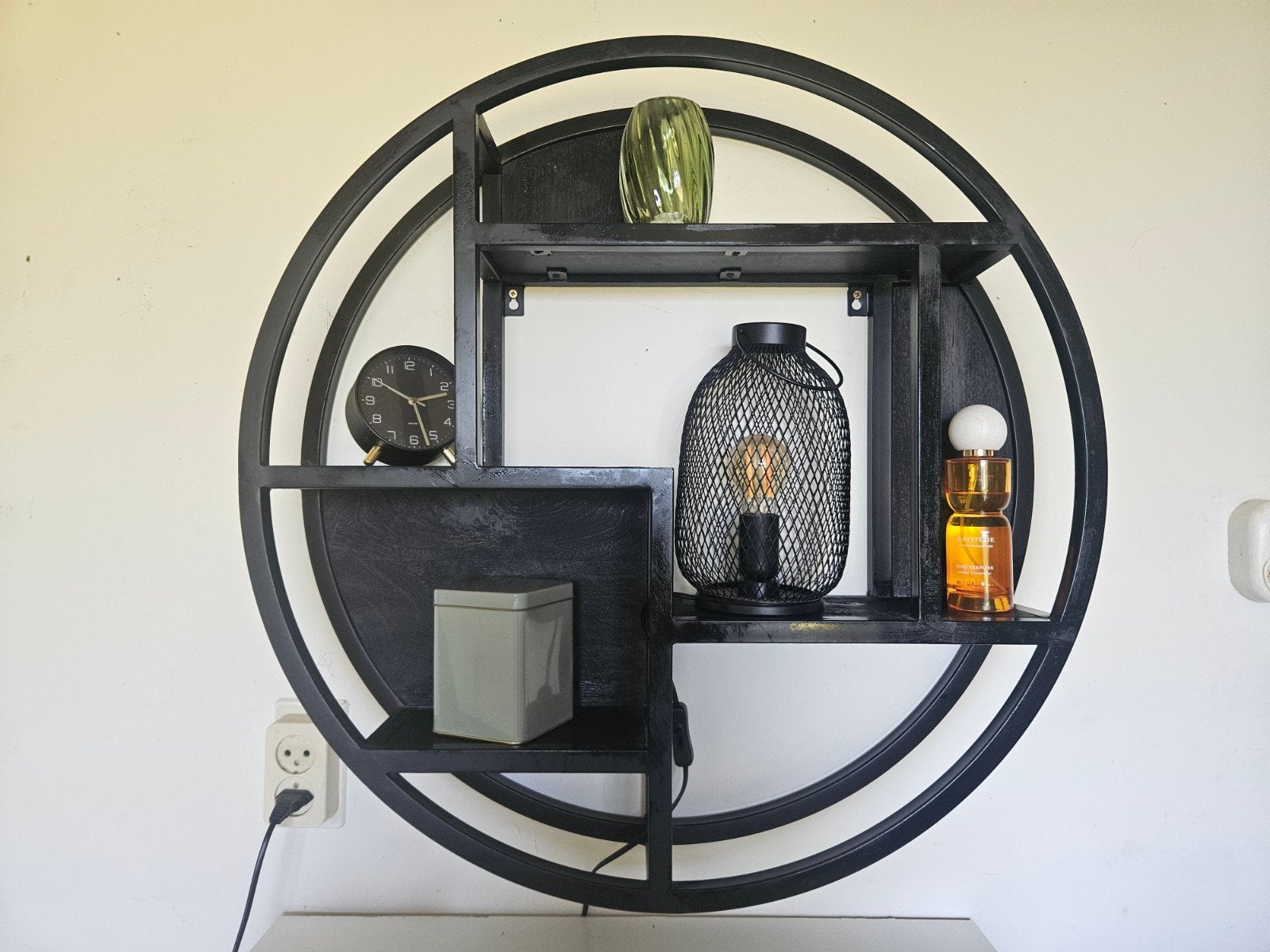 Rond industrieel wandrek van zwart mangohout, Huis en Inrichting, Woonaccessoires | Wandplanken en Boekenplanken, Ophalen of Verzenden