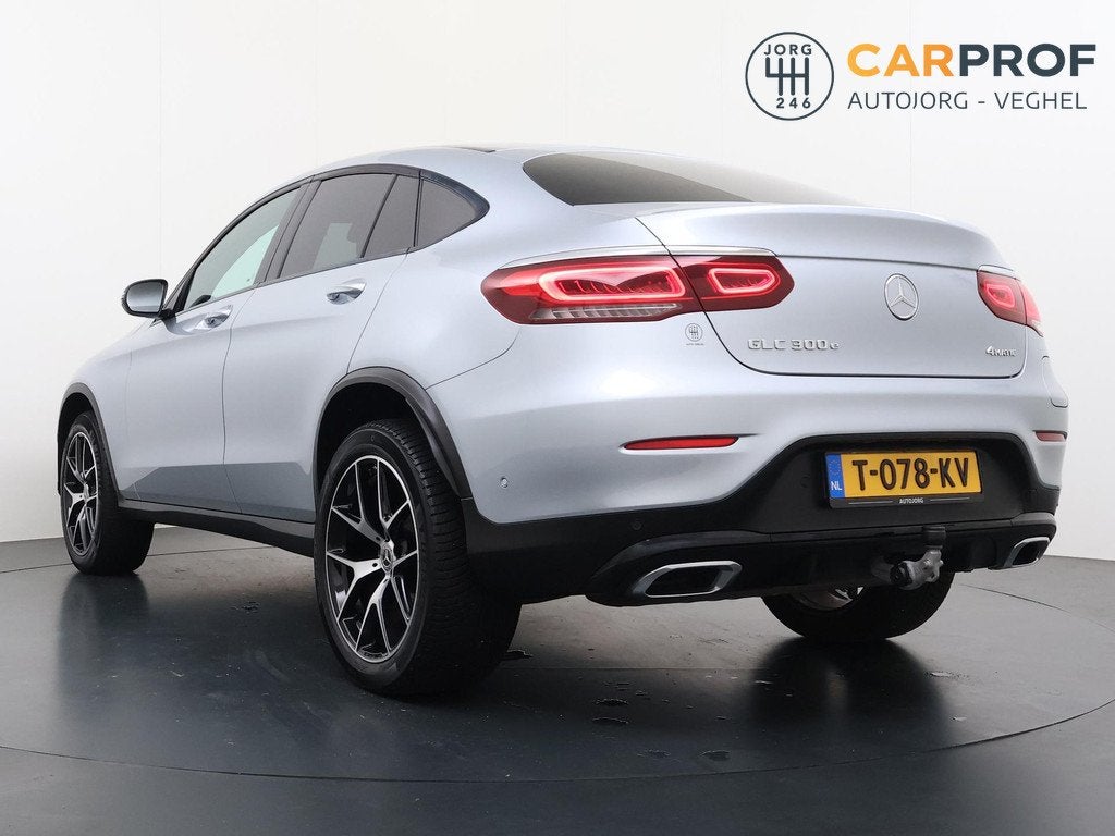 Mercedes-Benz GLC-klasse Coupé 300e 4MATIC Premium AMG | Tr, Auto's, Mercedes-Benz, Automaat, 1940 kg, 14 kWh, Gebruikt