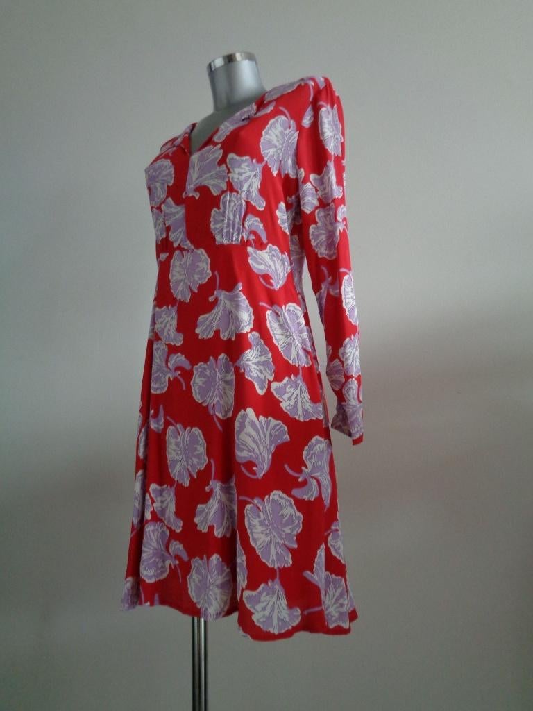 Yas jurk van viscose, maat medium, nieuw met kaartjes, Ophalen of Verzenden, Nieuw, Maat 38/40 (M), Knielengte