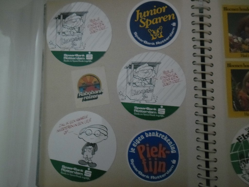 Vintage Spaarbank Rotterdam en Rabobank stickers, Ophalen of Verzenden, Nieuw, Bedrijf of Vereniging