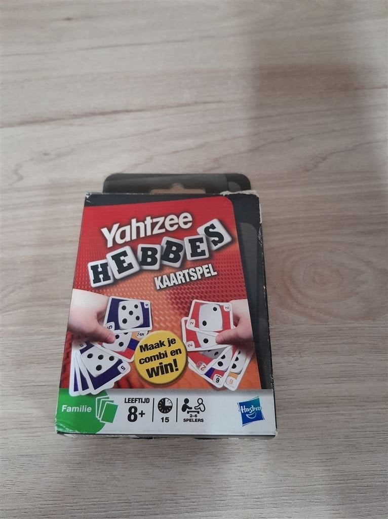 Yahtzee hebbes kaartspel - s3642, Hobby en Vrije tijd, Gezelschapsspellen | Bordspellen, Verzenden, Zo goed als nieuw
