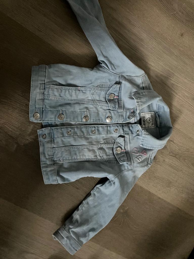 Spijkerjasje eenhoorn maat 92, Kinderen en Baby's, Kinderkleding | Maat 92, C&A, Meisje, Ophalen of Verzenden, Zo goed als nieuw