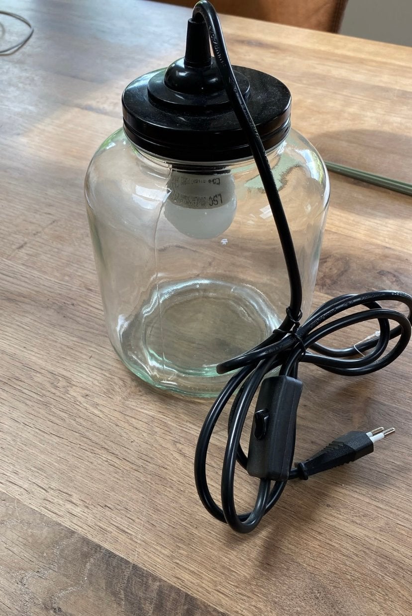 Leuke tafellamp met schakelaar, Huis en Inrichting, Ophalen of Verzenden, Zo goed als nieuw, Minder dan 50 cm