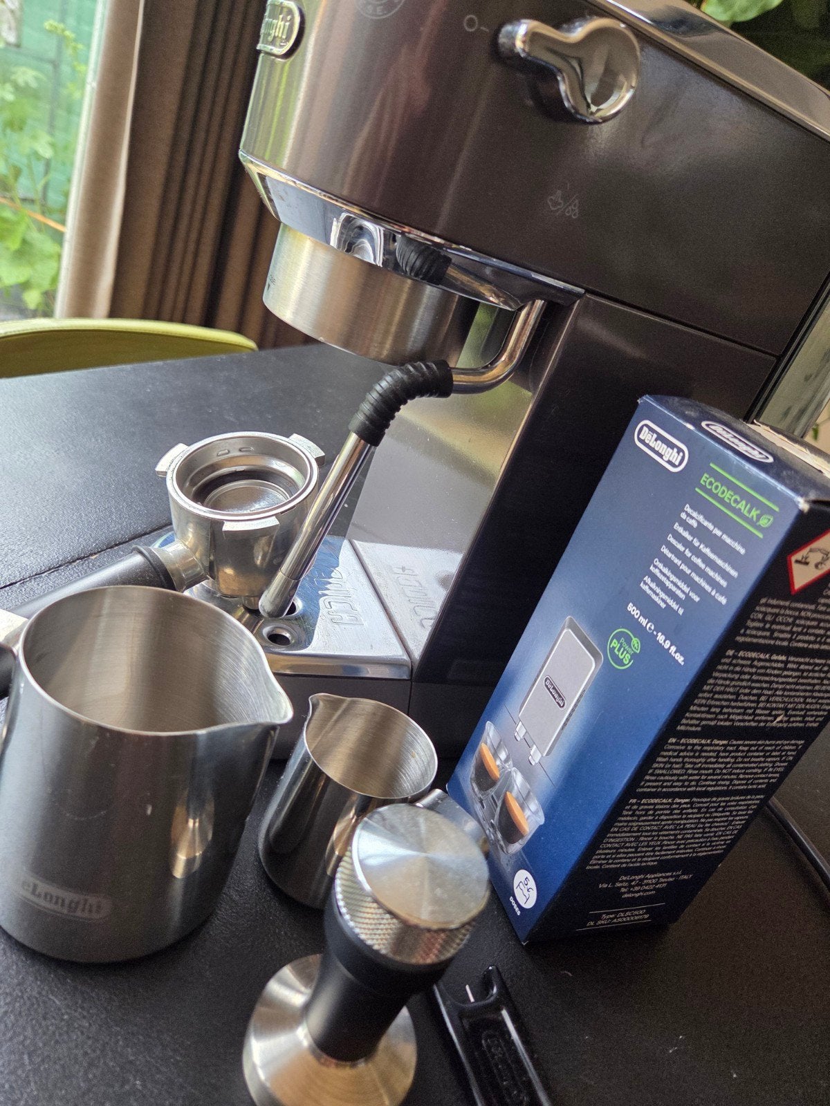 De'Longhi Dedica Style EC 885.GY Espressomachine, Espresso apparaat, Ophalen of Verzenden, Zo goed als nieuw, 1 kopje