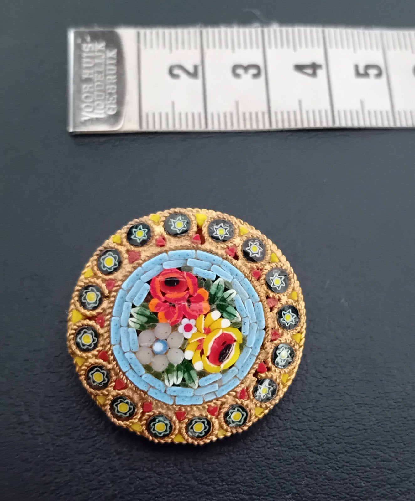 Mooie Italiaanse micro mozaïek broche, Ophalen of Verzenden, Overige materialen