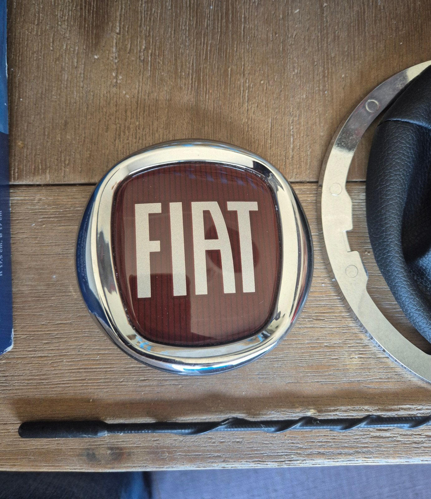 Set onderdelen Fiat 500: antenne, embleem, pookhoes,, Ophalen of Verzenden, Fiat