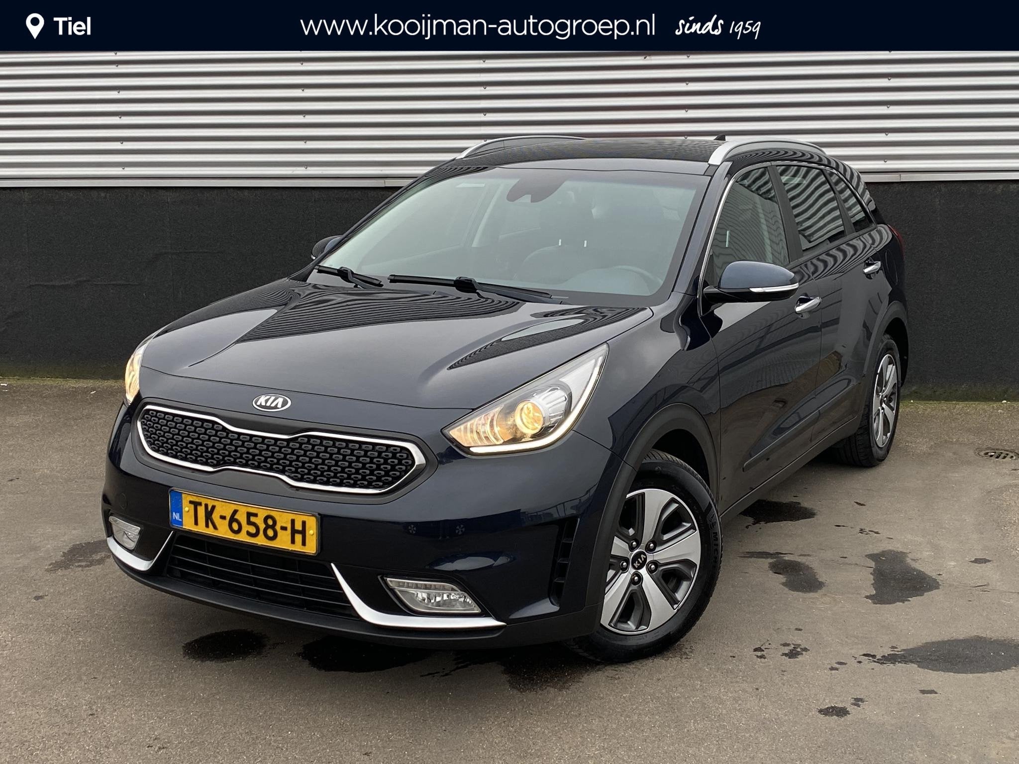 Kia Niro 1.6 GDi Hybrid DynamicLine NL-auto boekjes compleet