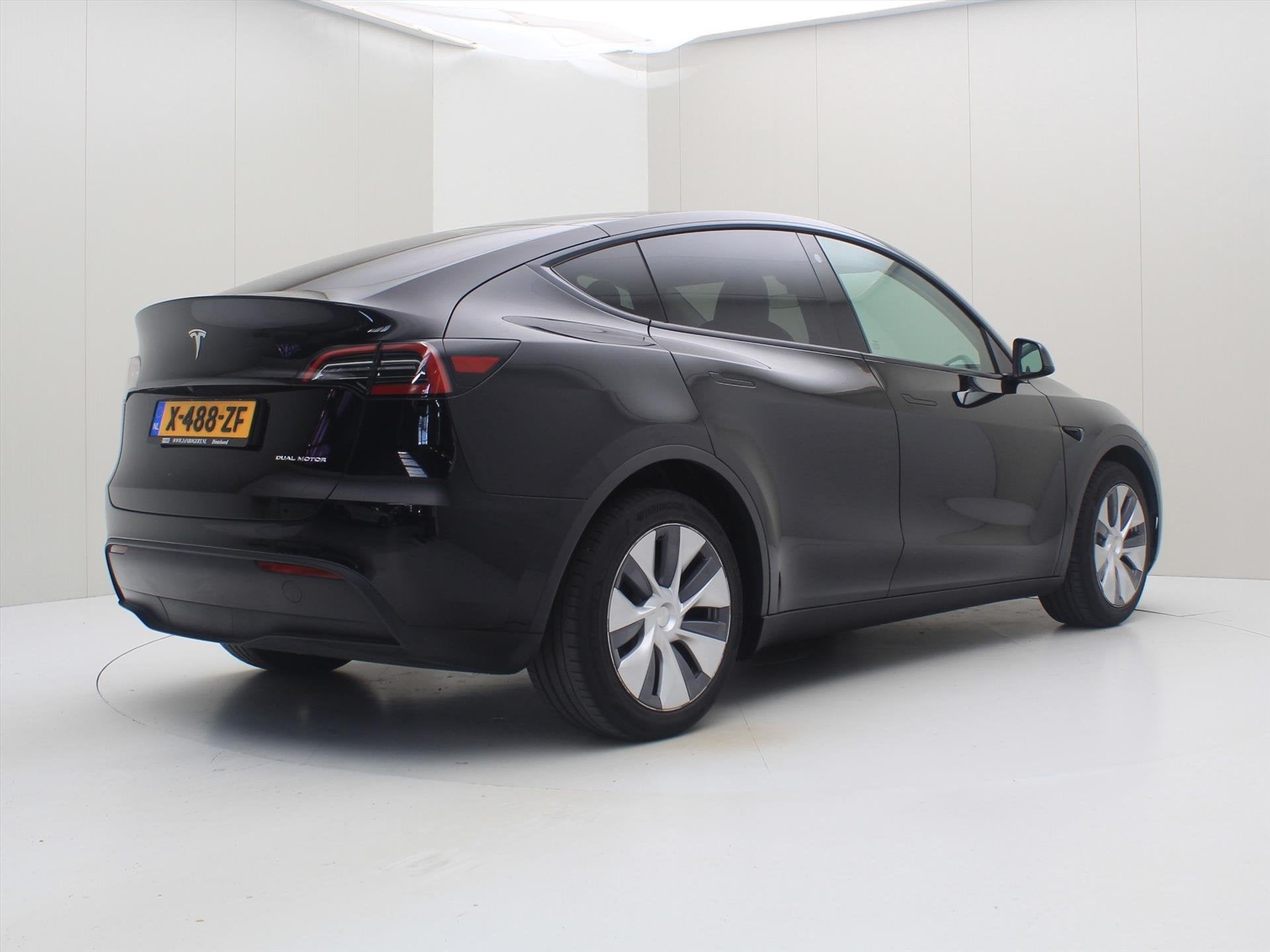 Tesla Model Y Long Range 345pk AWD, Auto's, Gebruikt, 258 pk, Zwart, Origineel Nederlands