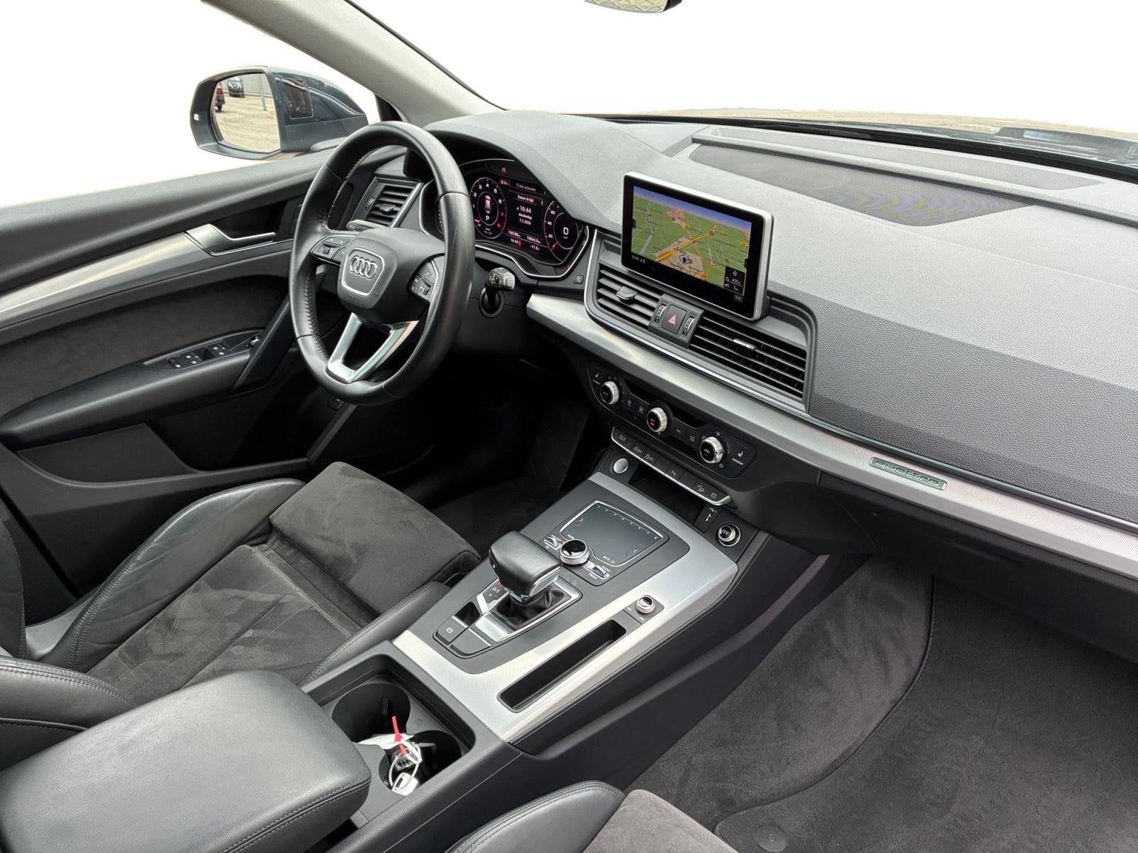 Audi Q5 2.0 TFSI quattro Design Pro Line Plus | SCHUIFKANTEL, Auto's, Automaat, Stof, Gebruikt, 4 cilinders