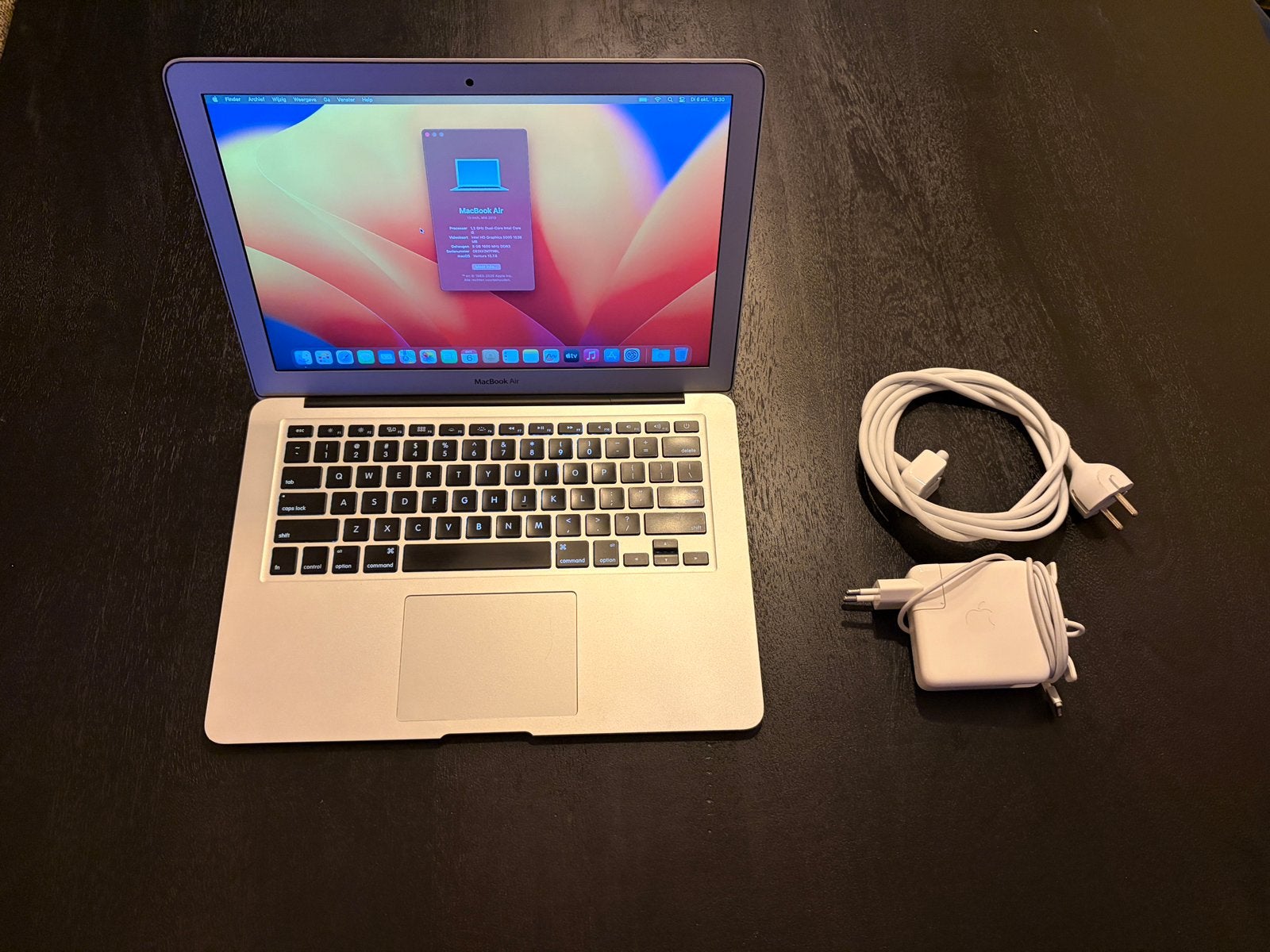Apple MacBook Air 2015 - Zilver - 128GB - MacOS 13, 8 GB, 13 inch, Minder dan 2 Ghz, Zo goed als nieuw