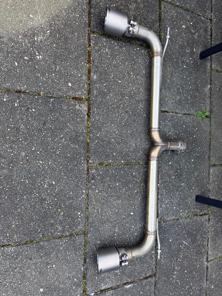 Uitkaat golf 7 gti milltek titanium, Auto-onderdelen, Ophalen of Verzenden