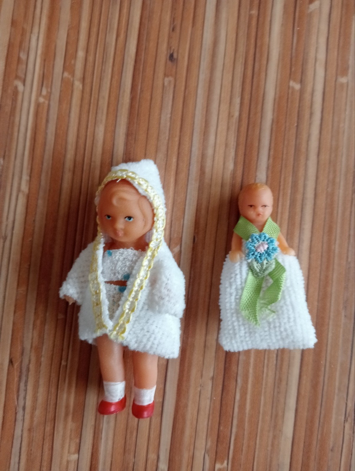 Oude poppenhuis popjes - set van 2, Verzamelen, Ophalen of Verzenden, Gebruikt, Pop