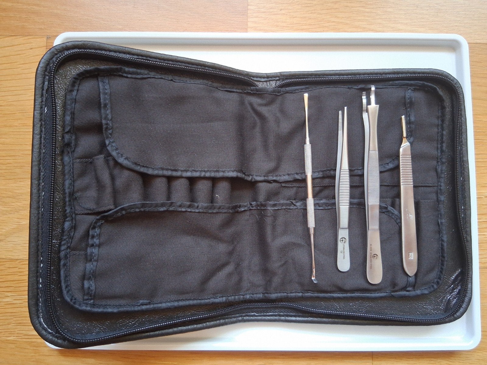 Pedicure instrumenten met mapje, Ophalen of Verzenden, Gebruikt