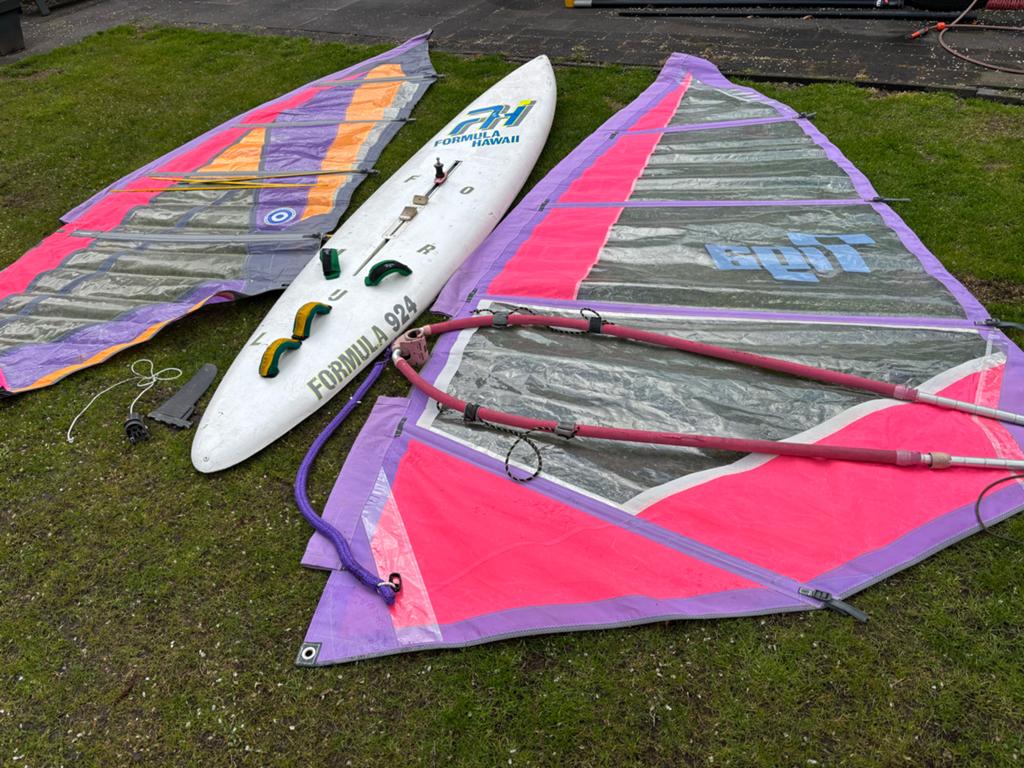 Complete surfset voor beginners - Formula Hawaii, Watersport en Boten, Gebruikt, 5 tot 6.5 m², 300 cm of meer, Met mast