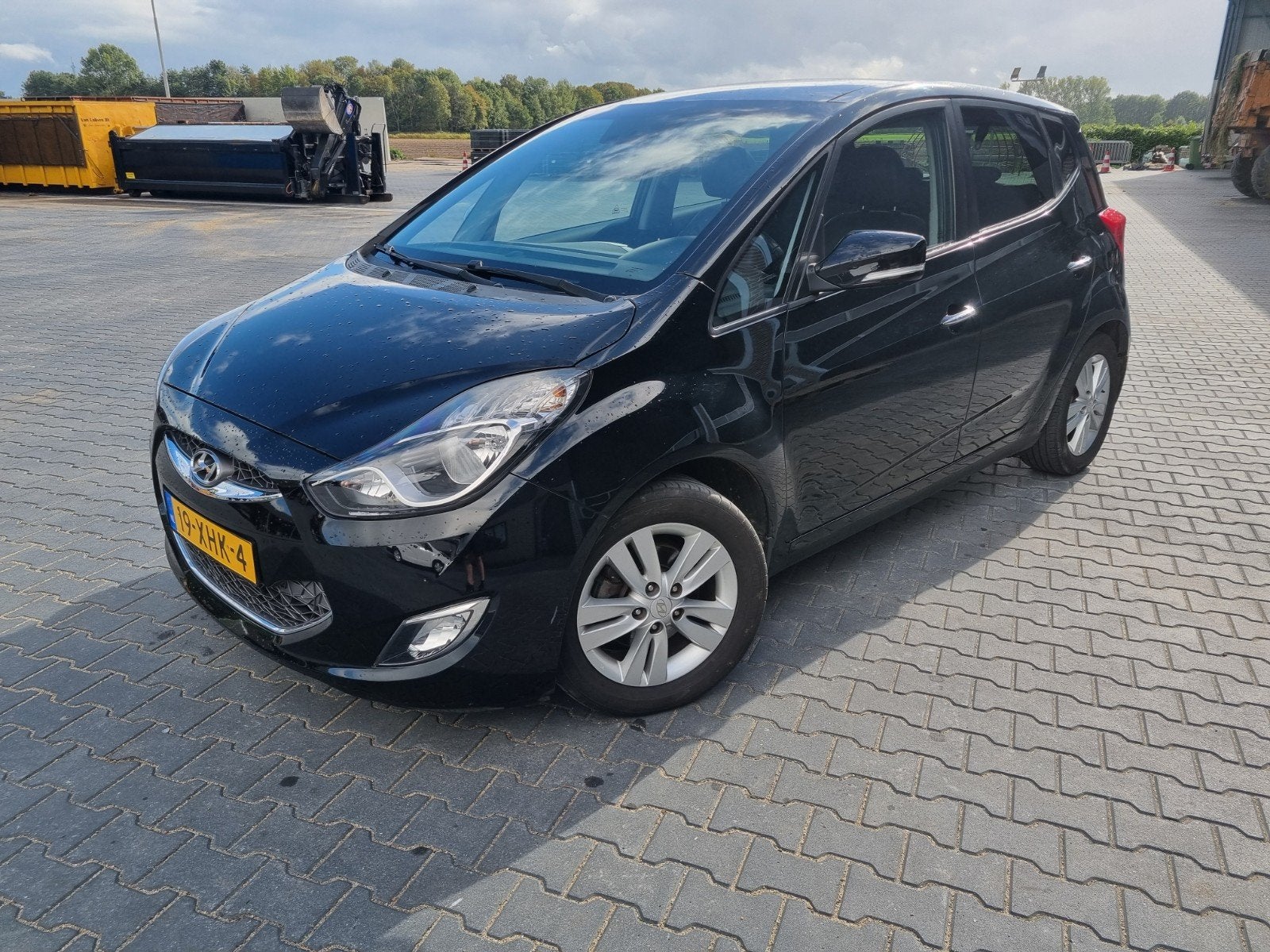 Hyundai iX20 1.6 Cvvt Automaat 2012 Zwart trekhaak airco, 1169 kg, 4 cilinders, Zwart, IX20