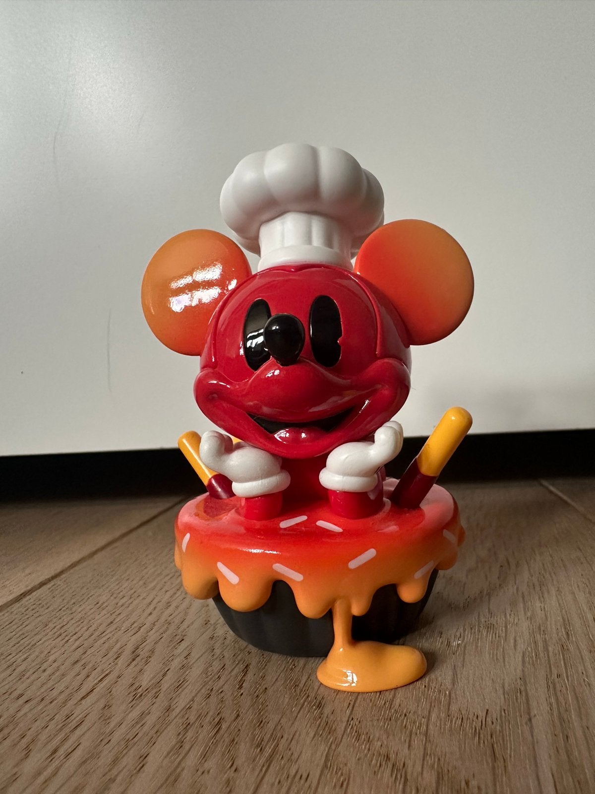 Mickey Mouse Chef Figuur - Volcano Cake Editie, Ophalen of Verzenden, Zo goed als nieuw