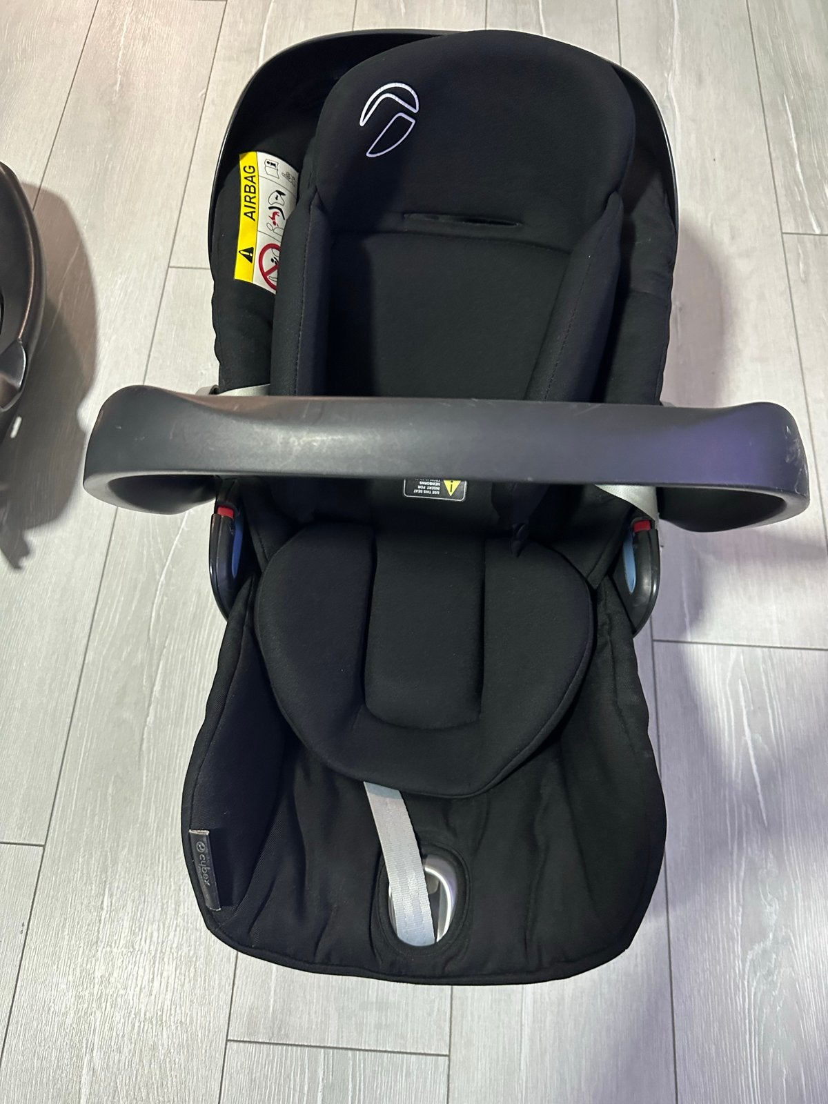 Cybex Aton 5 autostoel met Isofix base, Autogordel of Isofix, Gebruikt, Zijbescherming, 0 t/m 13 kg