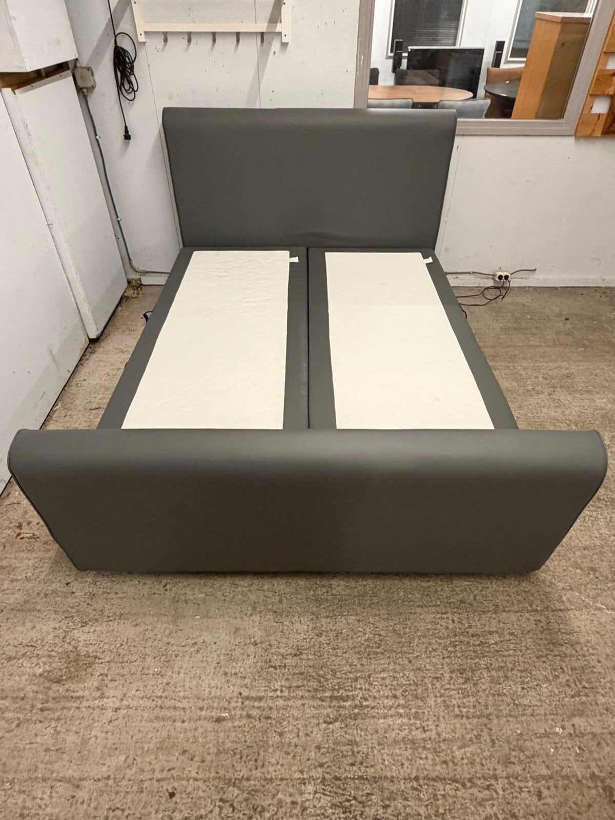 2 persoons elektrische boxspring inclusief matrassen 160/200, Ophalen, ., Wit, Tweepersoons