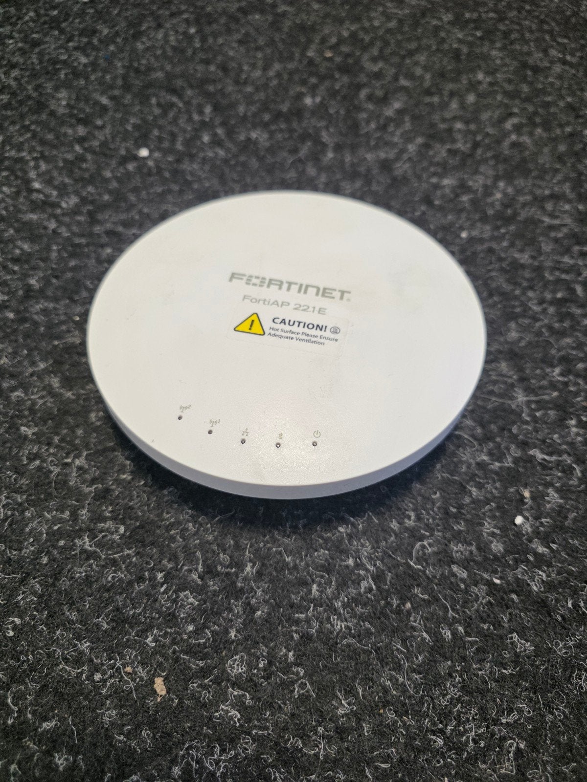 FortiAP 221E, Computers en Software, Ophalen of Verzenden, Gebruikt
