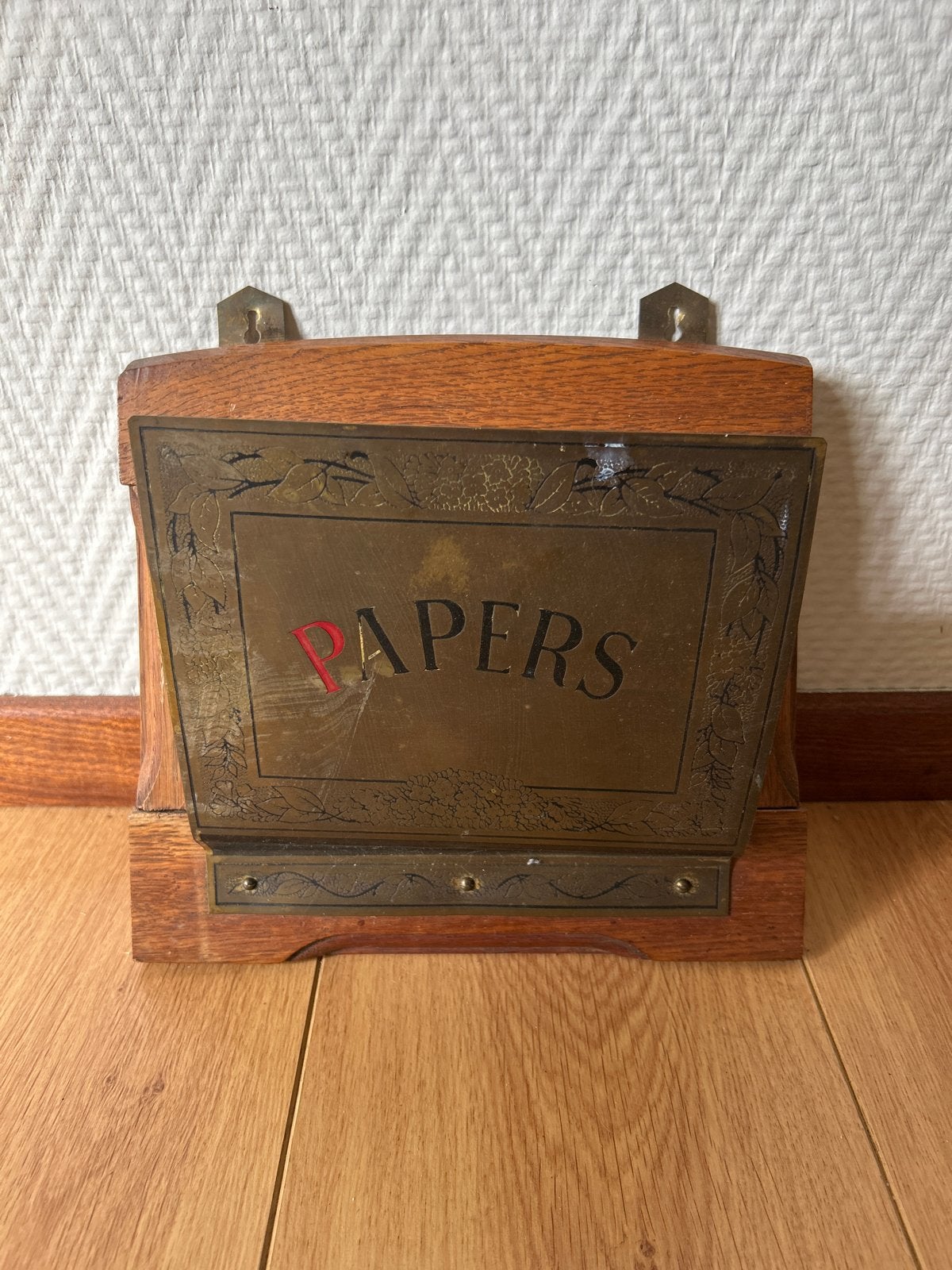 Antieke houten brievenhouder met messing 'PAPERS', Ophalen of Verzenden
