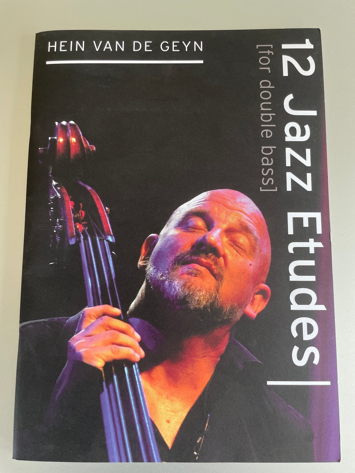Hein van de Geyn - 12 Jazz Etudes for Double Bass + CD, Contrabas, Les of Cursus, Ophalen of Verzenden, Zo goed als nieuw