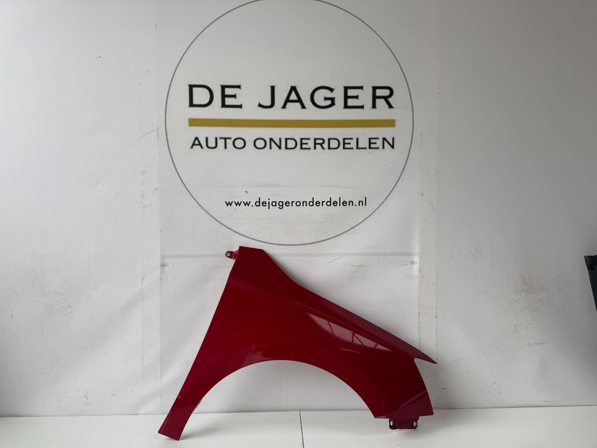 SKODA FABIA III 3 6V0 VOORSCHERM ZIJSCHERM ZIJPANEEL RECHTS, Auto-onderdelen, Skoda, Gebruikt, Infoline@skoda-auto.cz, Tr. Vaclava Klementa 869
293 01  Mlada Boleslav, CZ