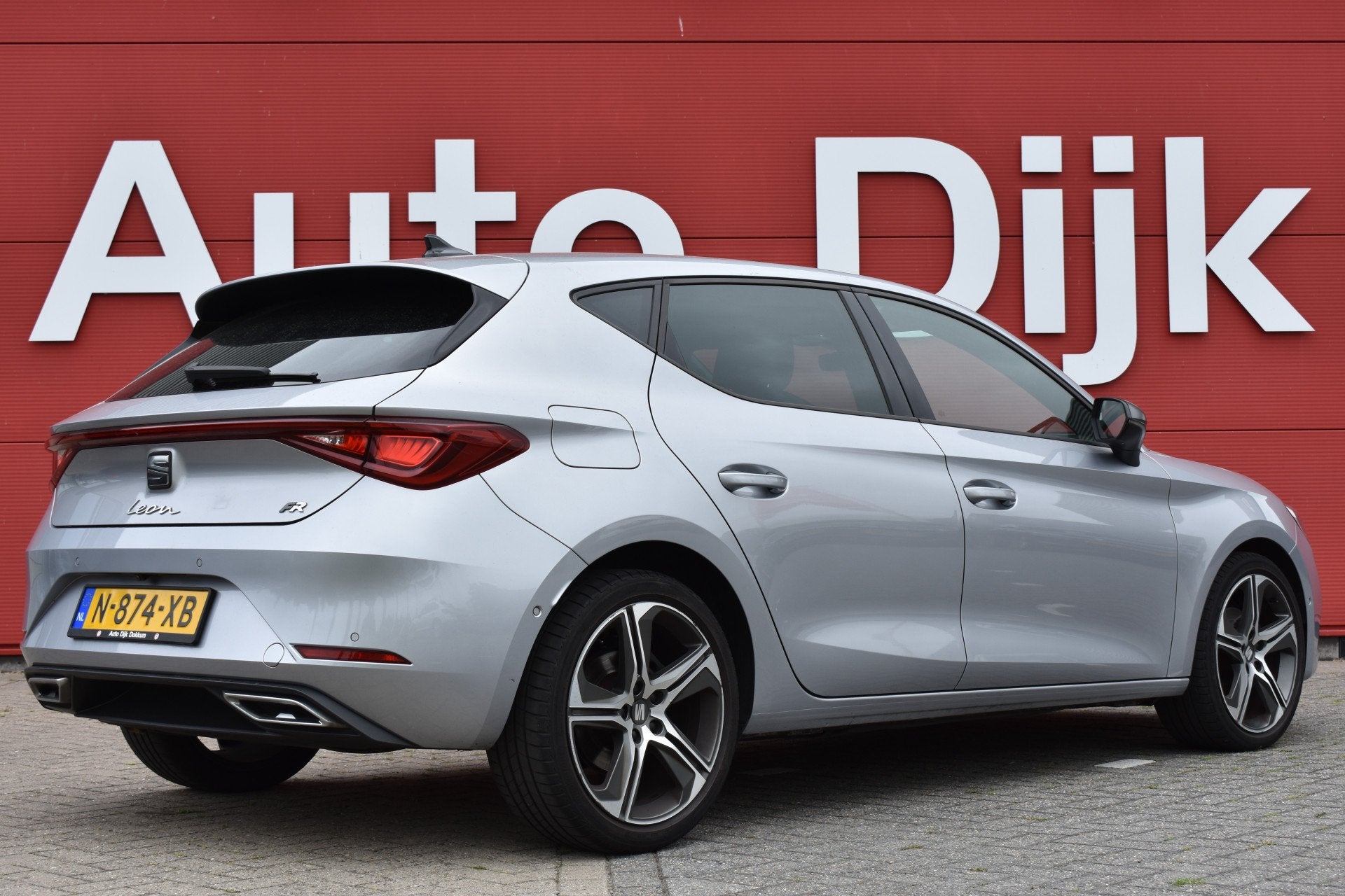 SEAT Leon 1.5 TSI FR Business Intense Full-LED | Carplay | C, Voorwielaandrijving, 4 cilinders, Leon, Origineel Nederlands