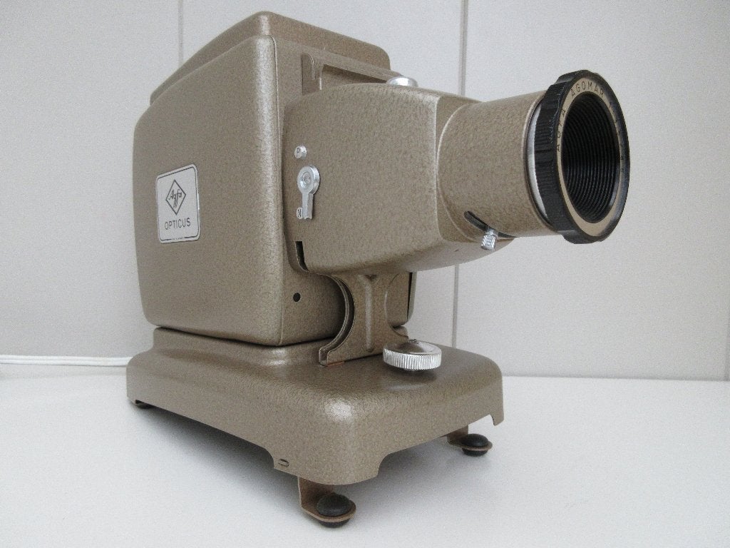 AGFA Opticus Diaprojector (1955)., Verzamelen, Fotografica en Filmapparatuur, Ophalen of Verzenden, 1940 tot 1960, Projector