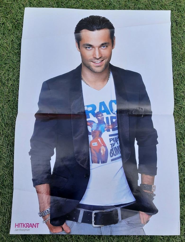 Poster 2x A4 Hitkrant 2010 Jan Kooijman Adam Lambert ea, Ophalen of Verzenden, Gebruikt, A1 t/m A3, Film en Tv