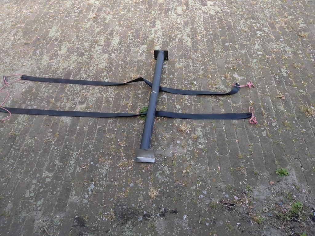 Yngling overloop balk, Ophalen, Zeilboot of Motorboot