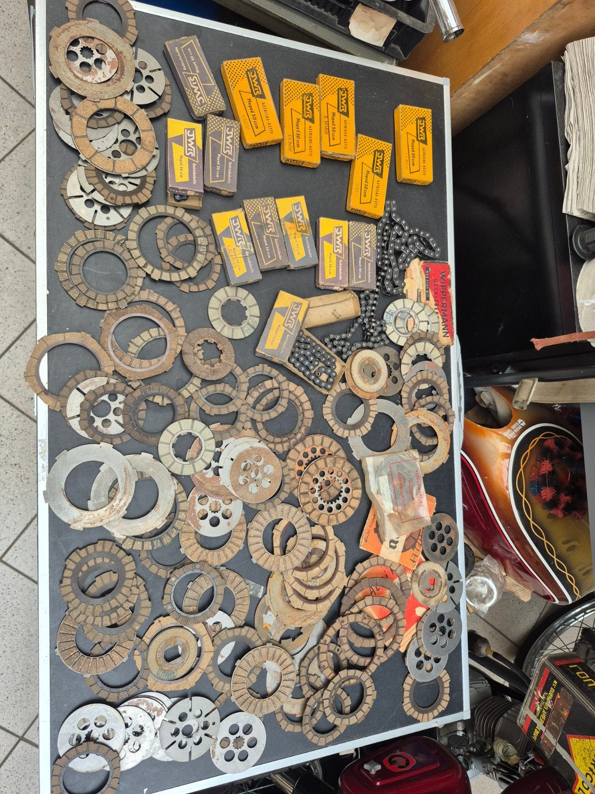 Partijtje oldtimer koppelingsplaten en kettingen nos, Ophalen of Verzenden, Nieuw, Overige typen, Overige merken