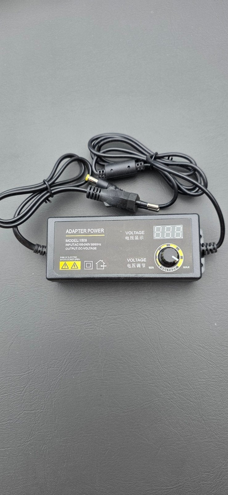 Universele Adapter Voeding met Voltage Display, Ophalen of Verzenden