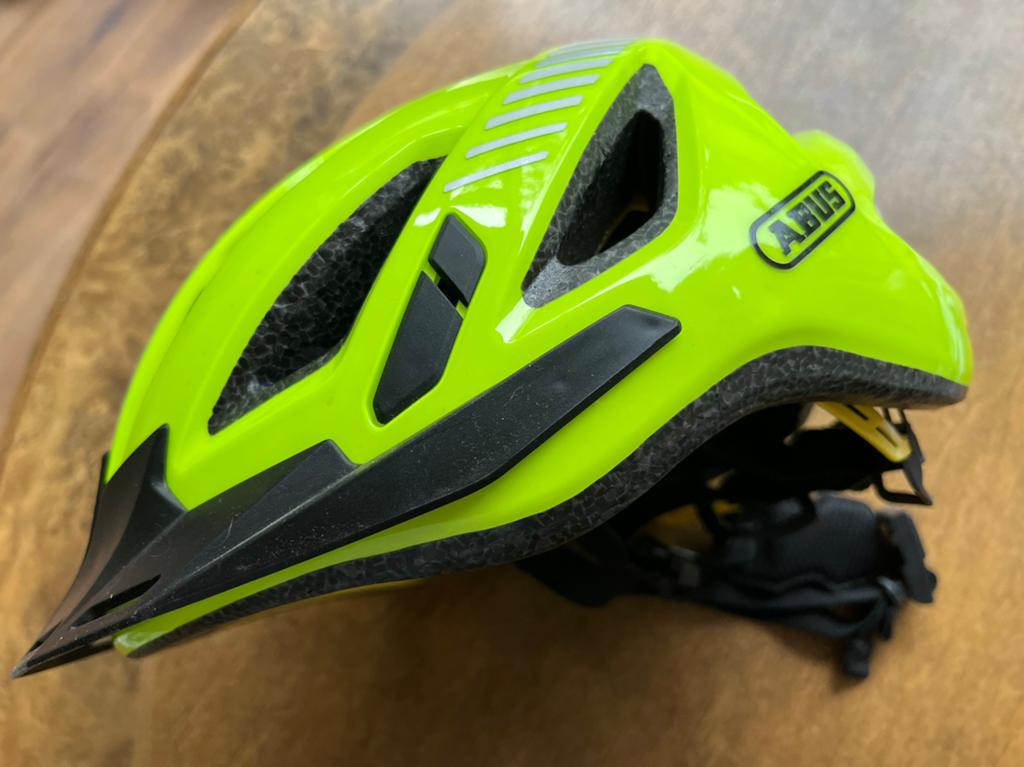 ABUS Urban 3.0 fietshelm met Mips mt 52-58, Ophalen, Zo goed als nieuw, M, Heer of Dame