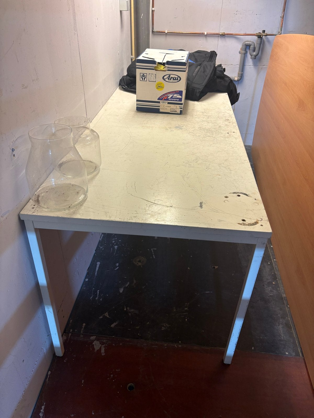 Eenvoudige witte tafel, gebruikt, Ophalen, Gebruikt, 50 tot 100 cm, 150 tot 200 cm
