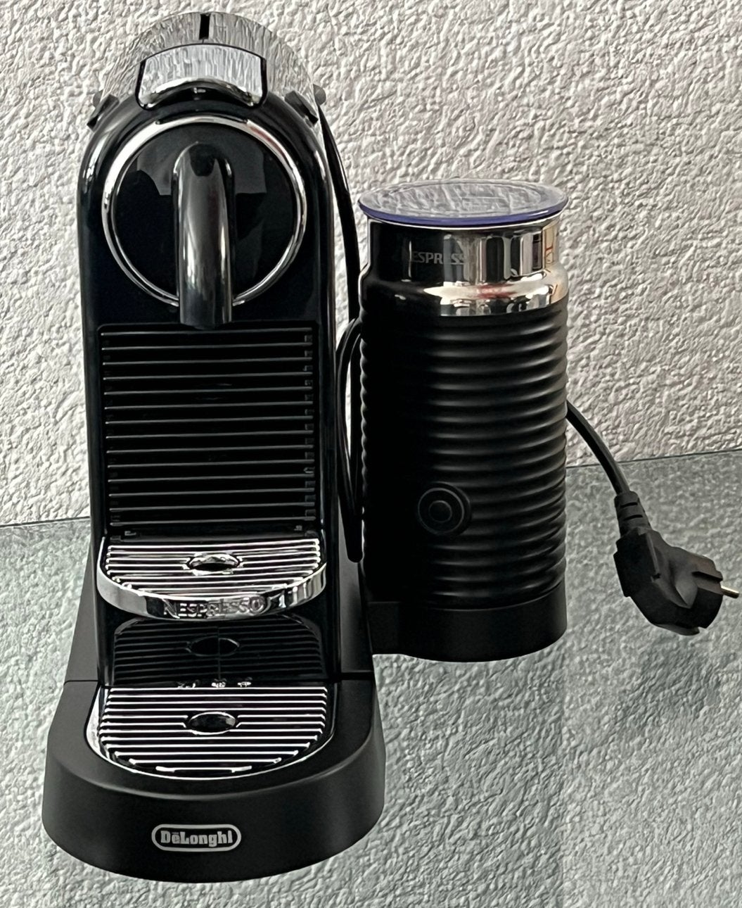 Nespresso De'Longhi, Ophalen, Zo goed als nieuw, Koffiemachine, Koffiepads en cups