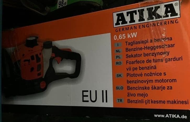 ATIKA Benzine-Heggeschaar 0,65 kW, Ophalen of Verzenden, Zo goed als nieuw, Benzine