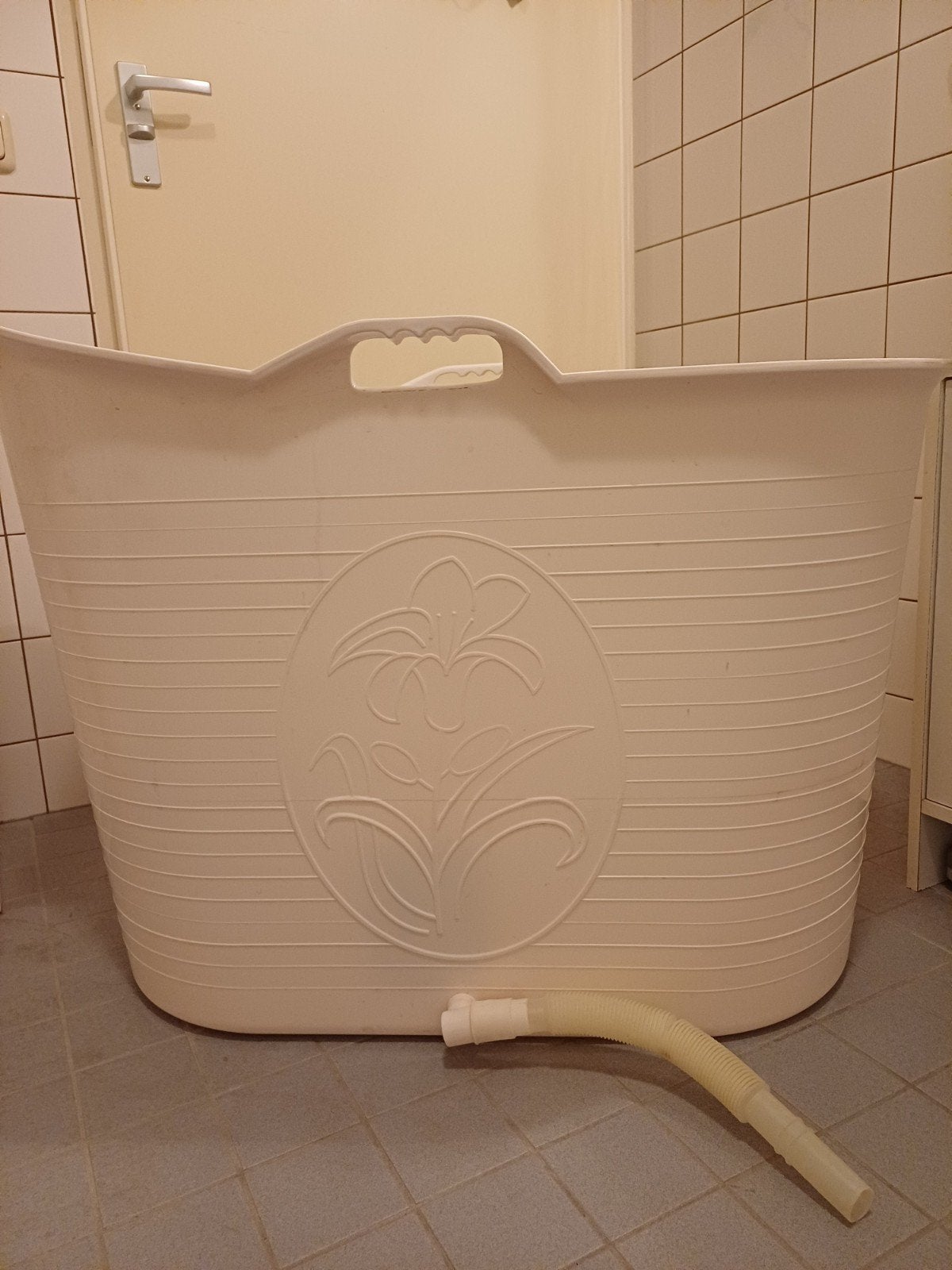 Bath Bucket Zitbad 2 keer gebruikt, Ophalen, Minder dan 50 cm, Overige typen, Zo goed als nieuw