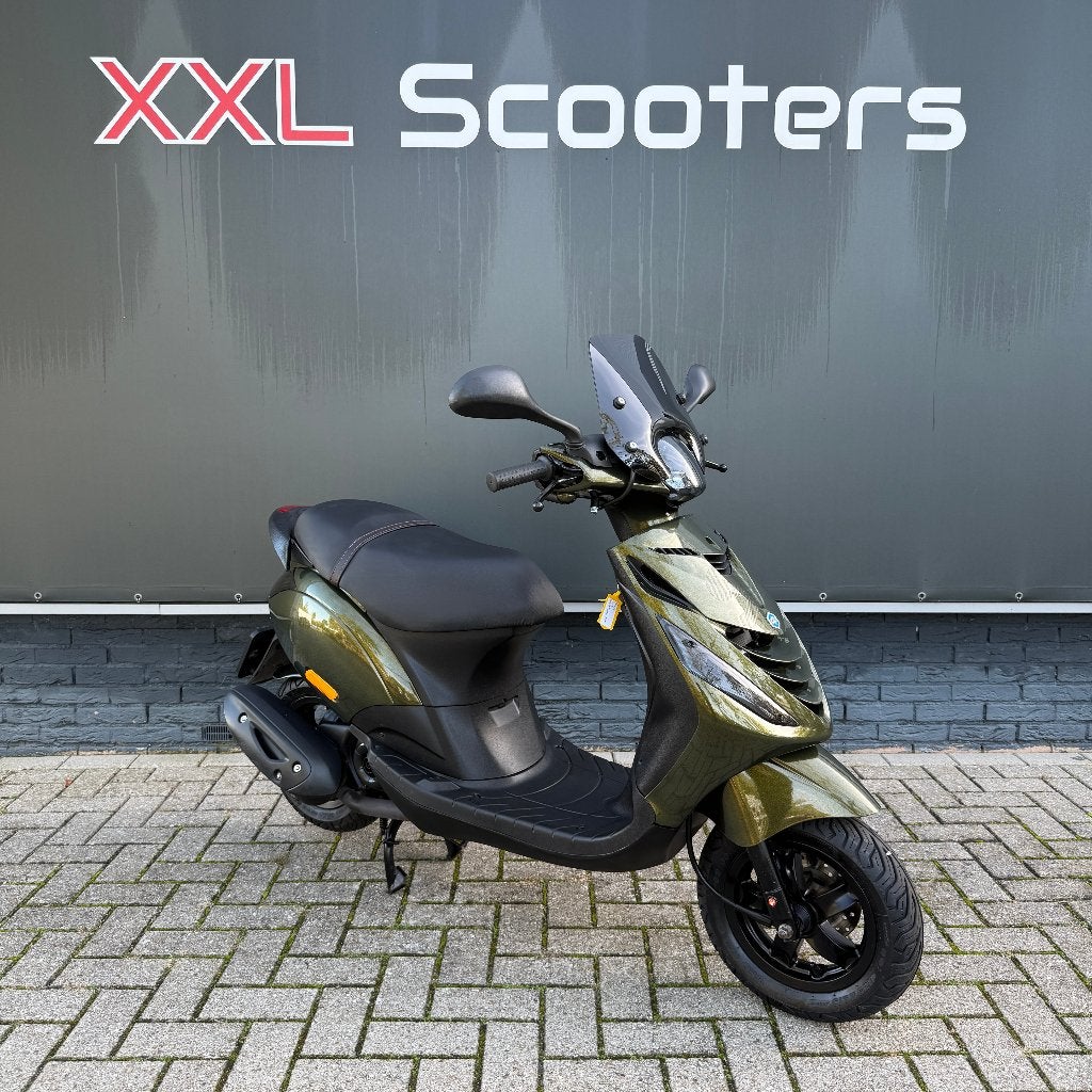 Piaggio Zip SP Olive Green | 2021 | 12253km | 45km/u, Ophalen, Gebruikt, Piaggio, Piaggio