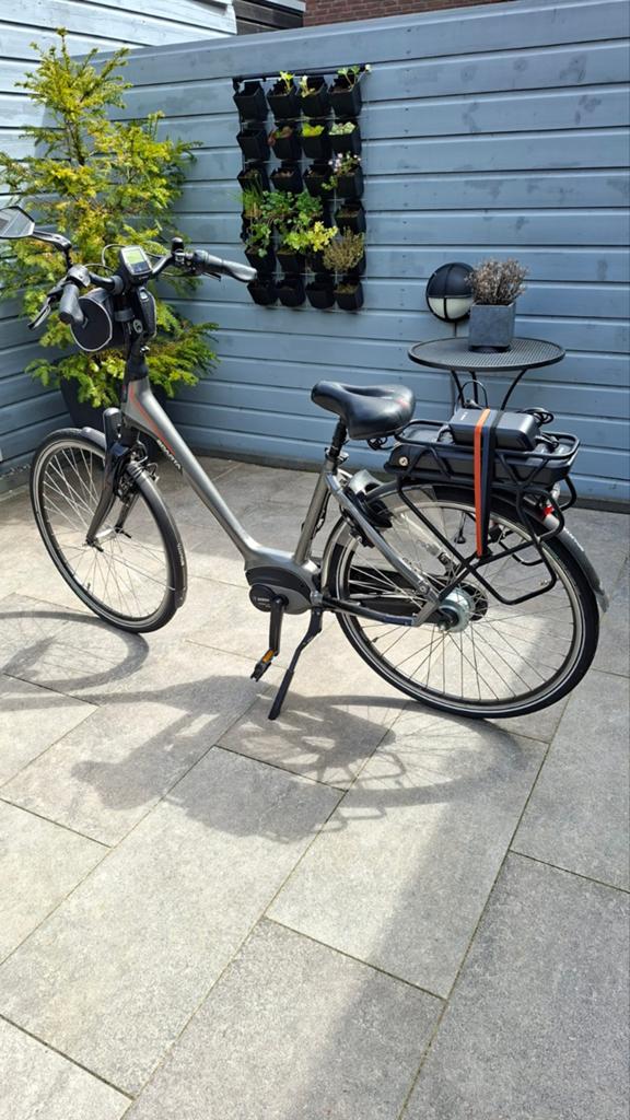 Elektrische fiets merk Sparta ( vrij lage instap), Fietsen en Brommers, Elektrische fietsen, Ophalen, Gebruikt, Sparta